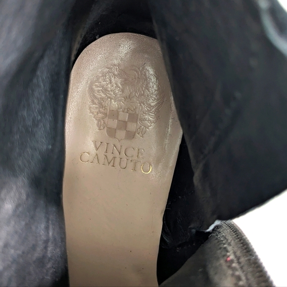 VINCE CAMUTO Booties - Picture 5 of 7